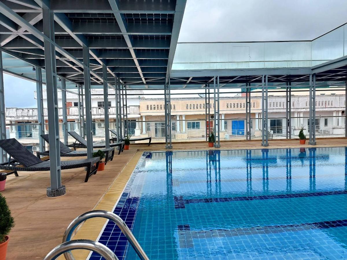 M Hotel Danok Sadao Екстер'єр фото