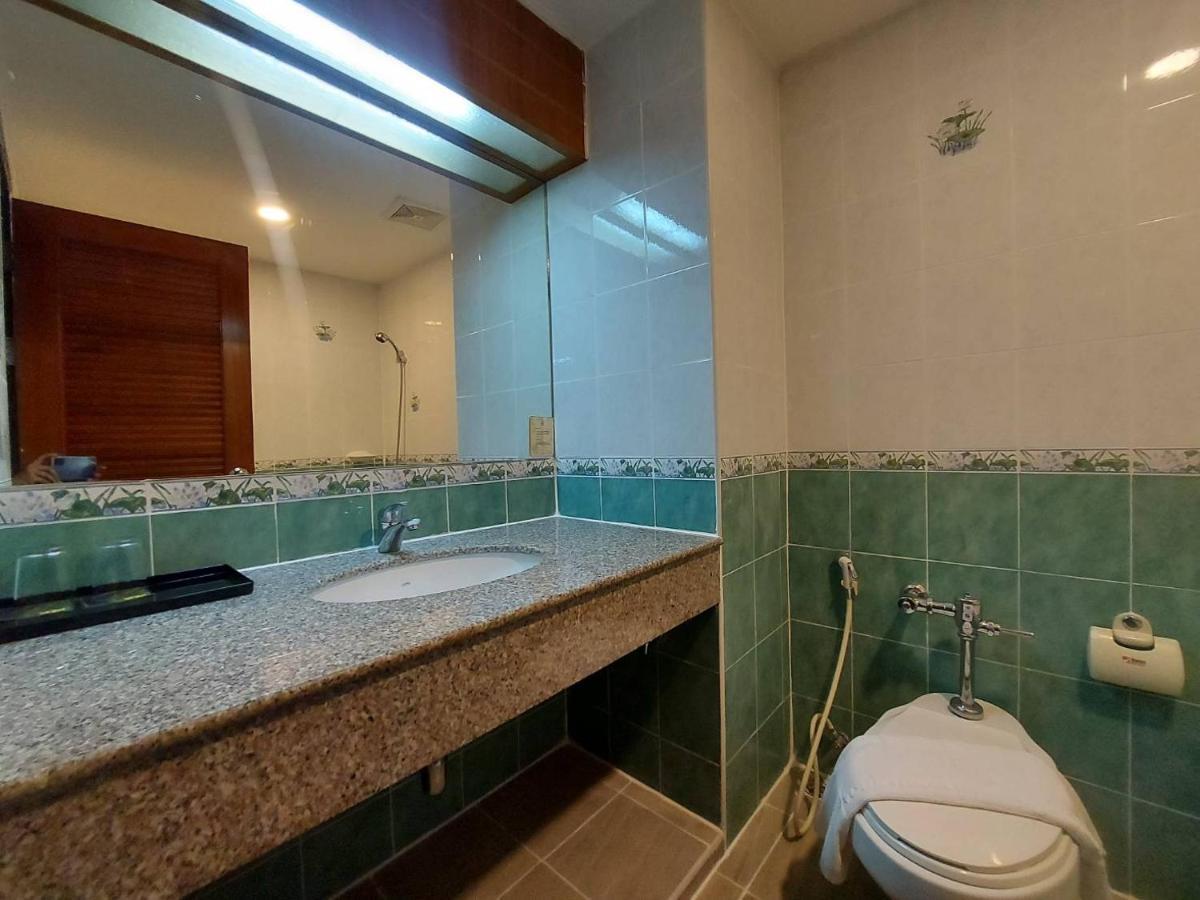 M Hotel Danok Sadao Екстер'єр фото